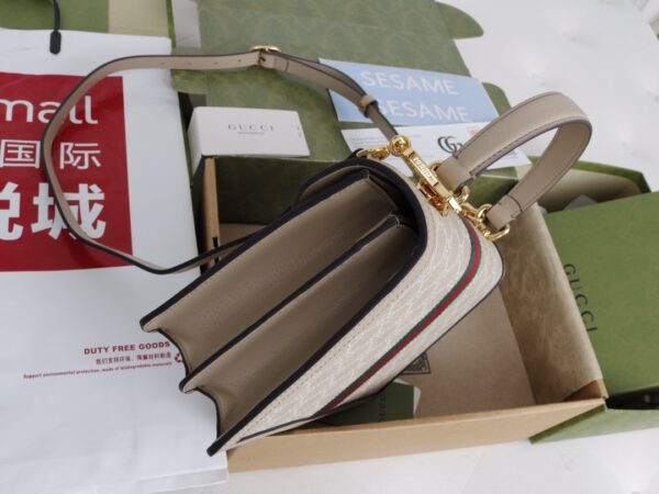 Gucci handbag - Image 4