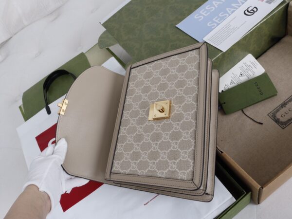Gucci handbag - Image 6