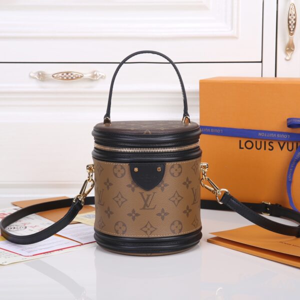 LV VANITY bag
