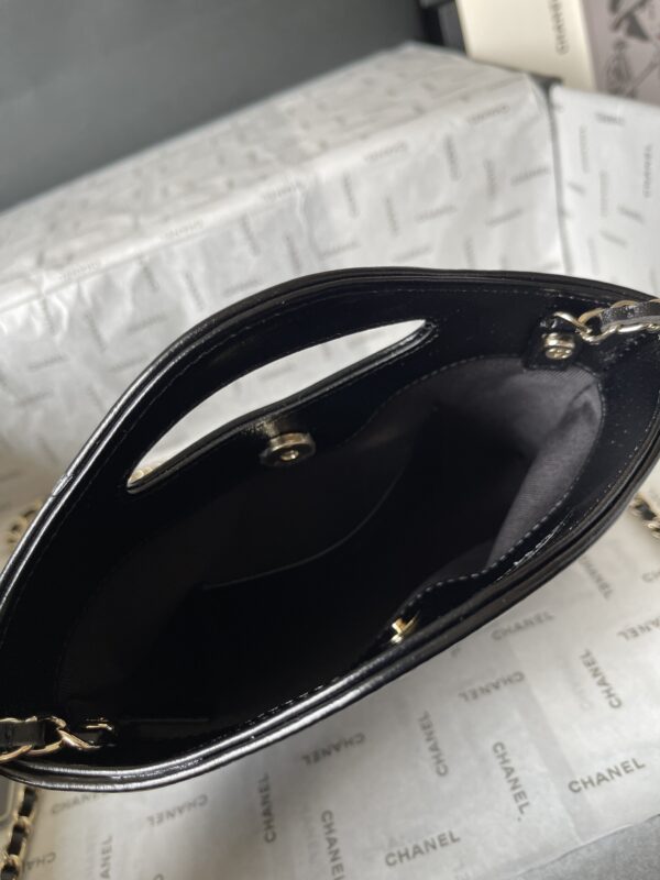 CHANEL mini 31 bag - Image 7