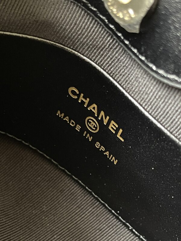 CHANEL mini 31 bag - Image 8