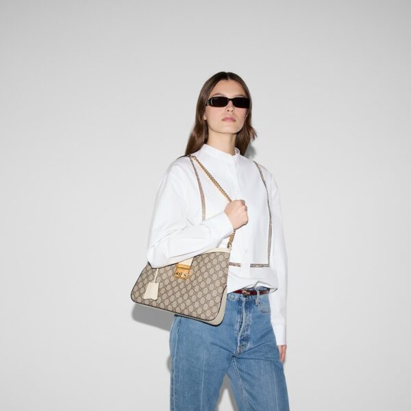 GUCCI Supreme Bag - Image 4