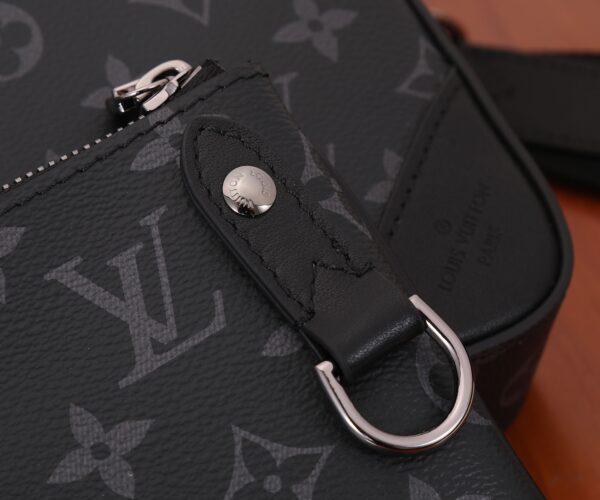 LV Trio Postman Bag - Image 6