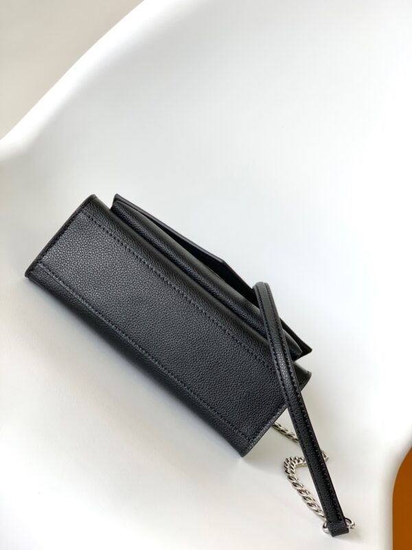 LV Mylockme BB bag - Image 4