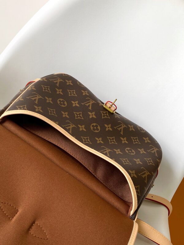 LV SAUMUR handbag - Image 8