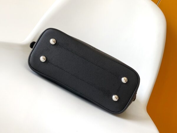 LV flore handbag - Image 3