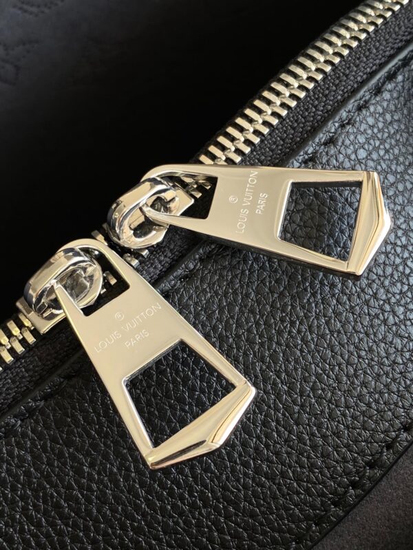 LV flore handbag - Image 8
