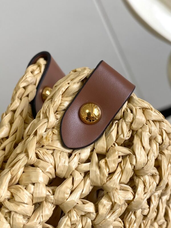LV ONTHEGO bag - Image 3