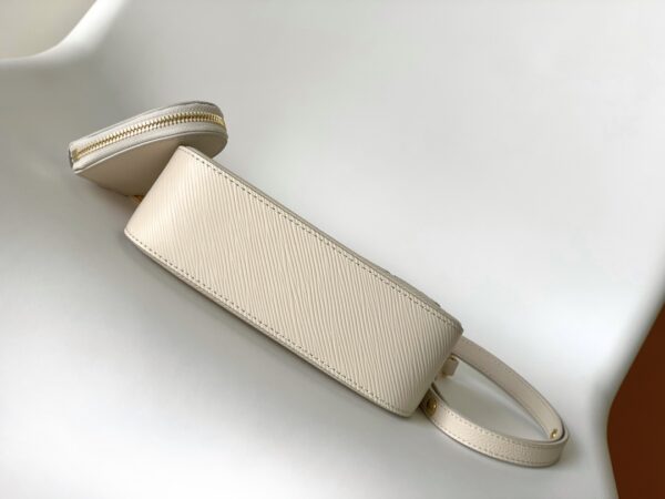 LV Marellini handbag - Image 3