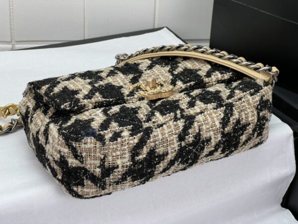 CHANEL plush handbag series - Image 5