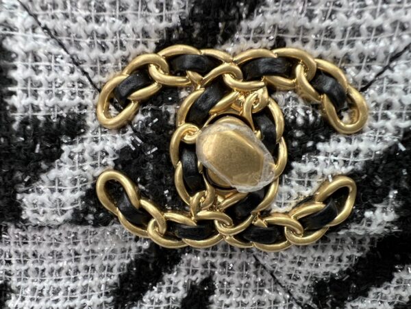 CHANEL plush handbag series - Image 3