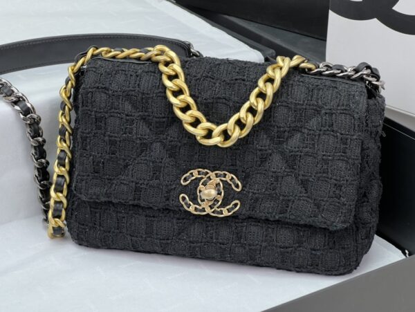 CHANEL plush handbag series - Image 2