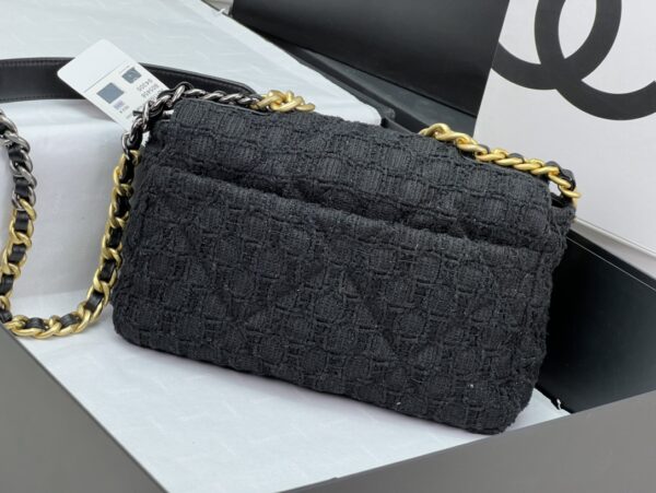 CHANEL plush handbag series - Image 4