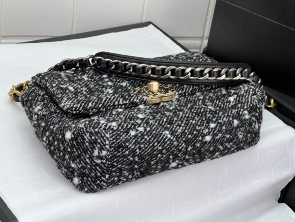 CHANEL plush handbag series - Image 6