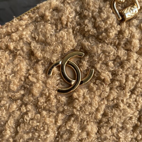 Chanel Large Lamb Wool Shell Bag - Image 3