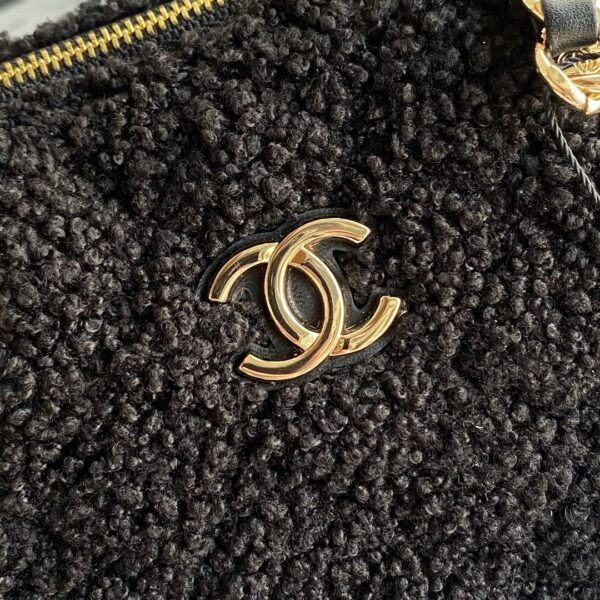 Chanel Large Lamb Wool Shell Bag - Image 3