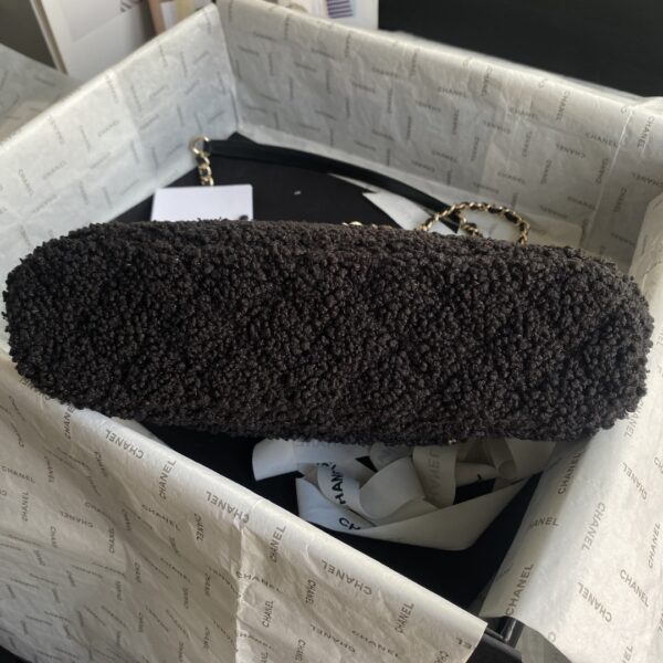 Chanel Large Lamb Wool Shell Bag - Image 5