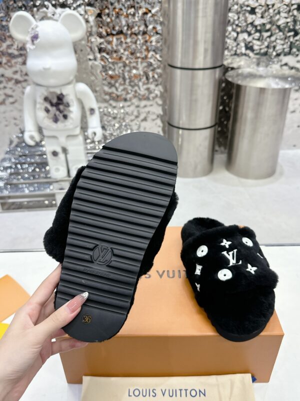 LV Paseo Comfort flat shoes - Image 7
