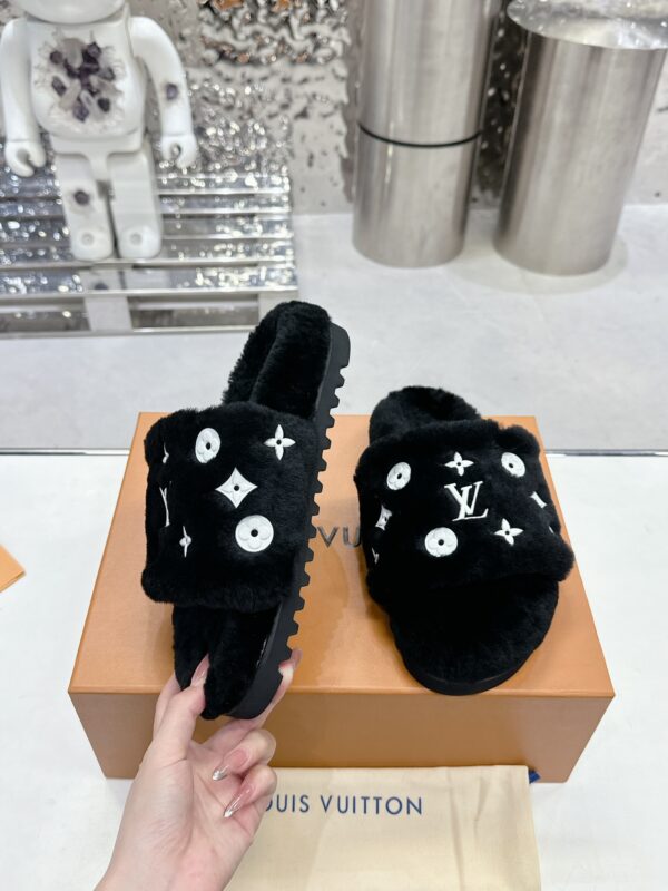 LV Paseo Comfort flat shoes - Image 8