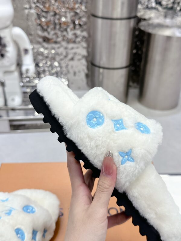 LV Paseo Comfort Flat Slippers - Image 5