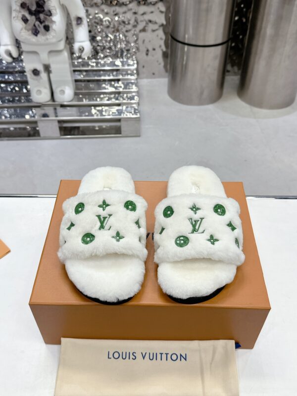 LV Paseo Comfort Flat Slippers