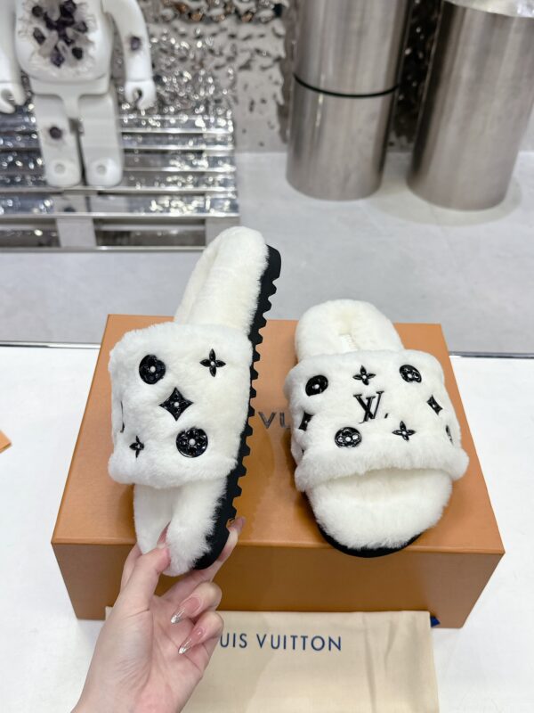 LV Paseo Comfort Flat Slippers - Image 2
