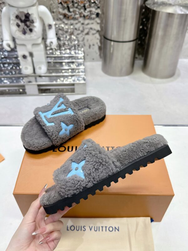 LV Paseo Comfort flat sandals - Image 4