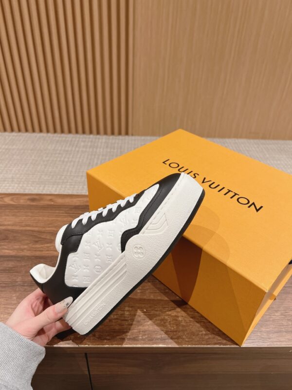 LV Discovery shoe - Image 4