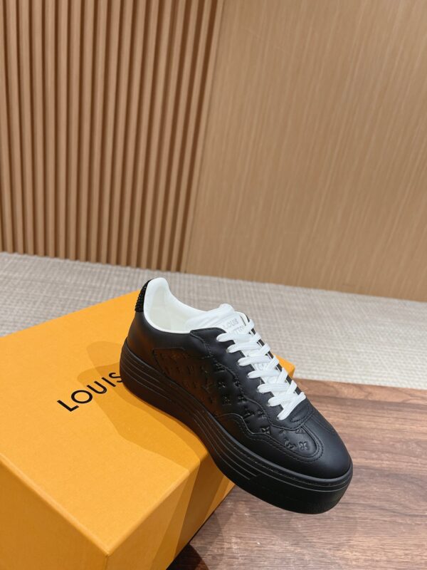 LV Discovery shoe - Image 2