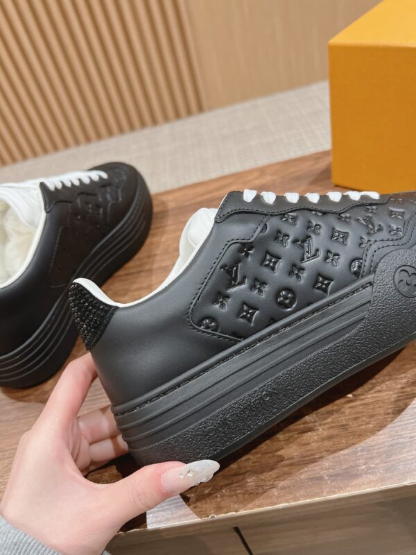 LV Discovery shoe - Image 6