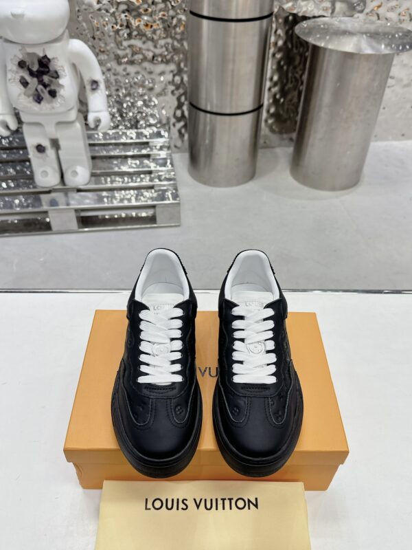 LV GROOVY PLATFORM Sneakers