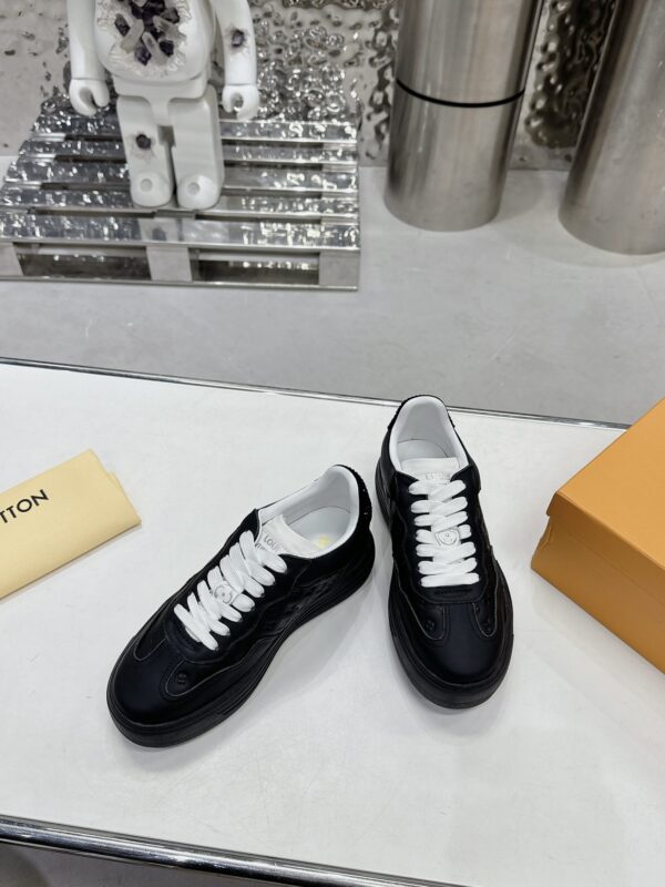 LV GROOVY PLATFORM Sneakers - Image 3