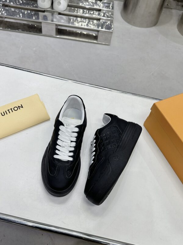 LV GROOVY PLATFORM Sneakers - Image 5