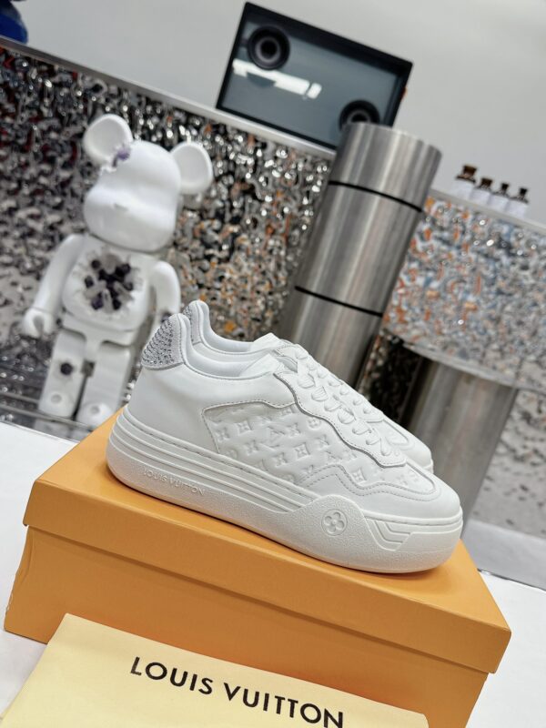 LV GROOVY PLATFORM Sneakers - Image 2