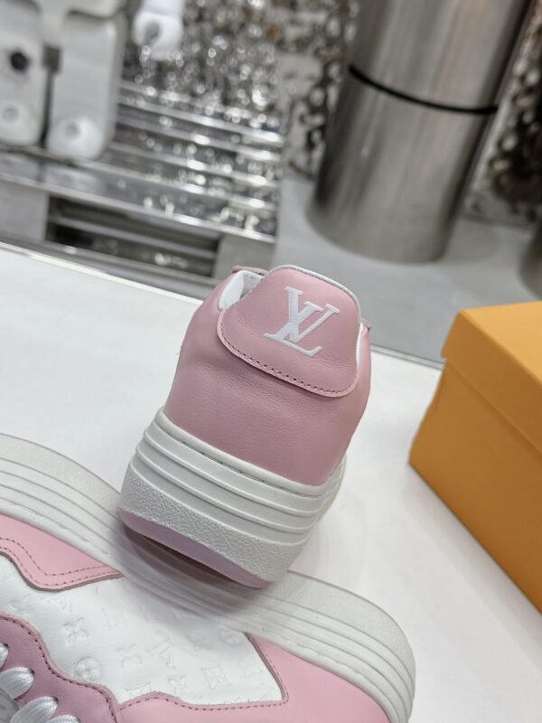 LV GROOVY PLATFORM Sneakers - Image 5