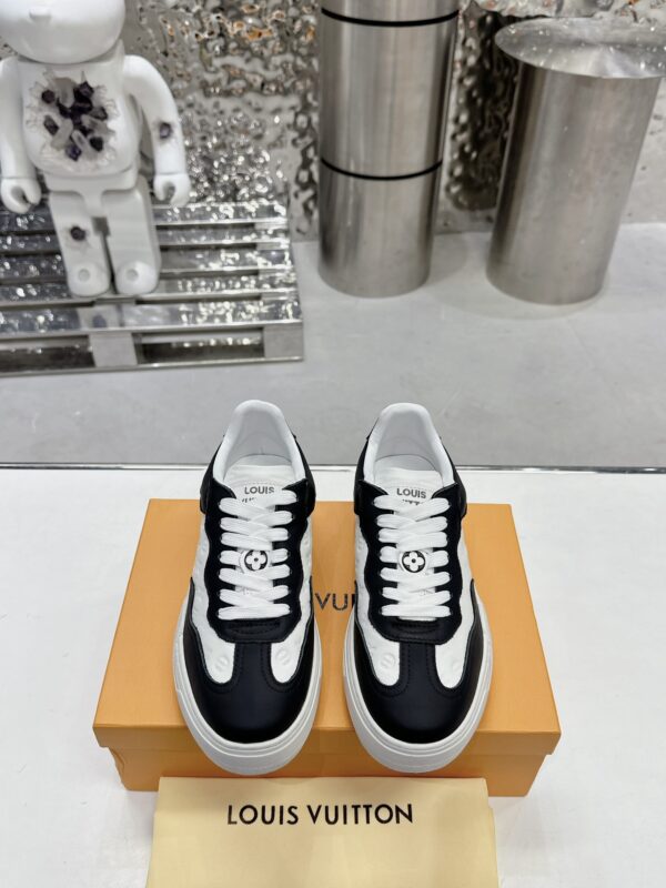 LV GROOVY PLATFORM Sneakers
