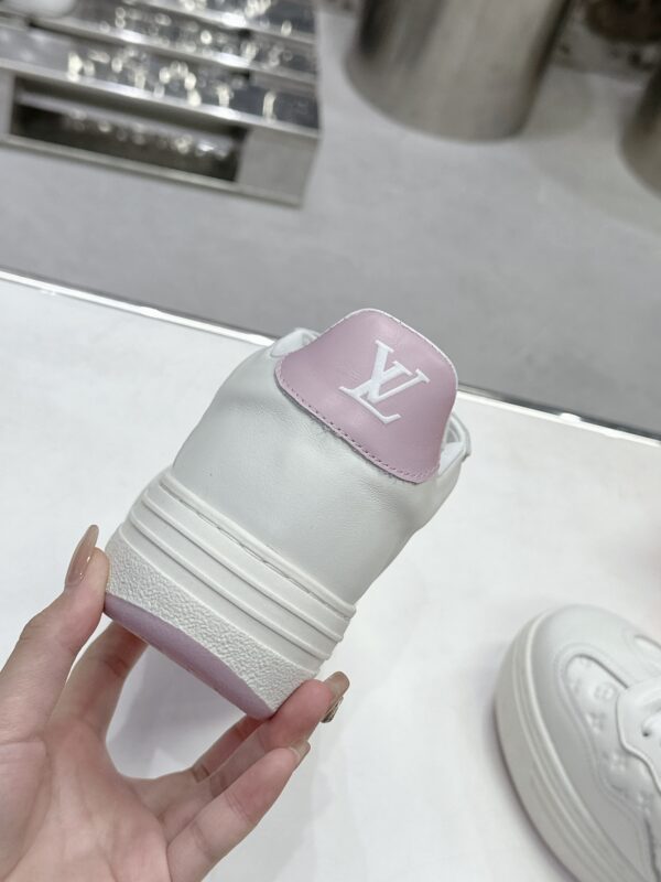 LV GROOVY PLATFORM Sneakers - Image 7