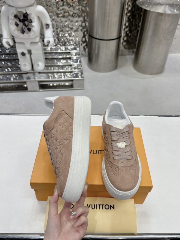 LV GROOVY PLATFORM Sneakers - Image 3