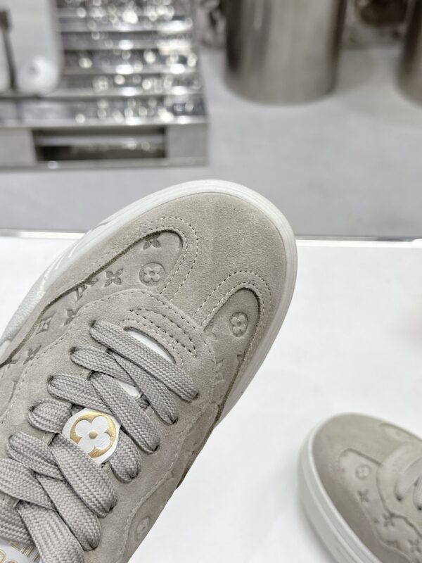 LV GROOVY PLATFORM Sneakers - Image 7