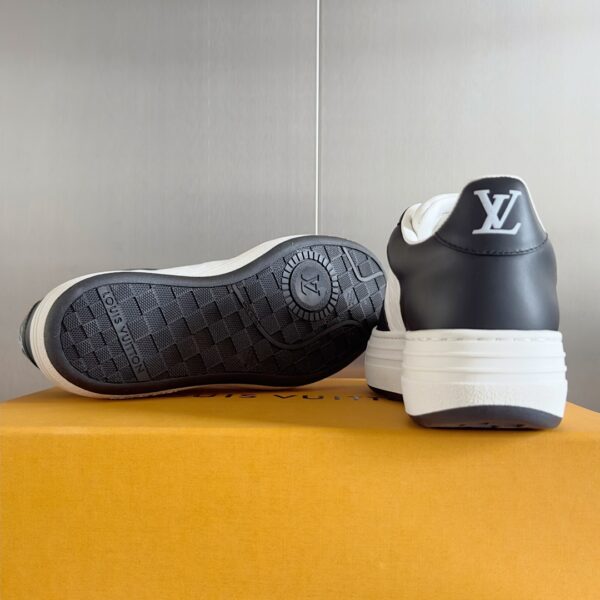 LV GROOVY the Year of the Loong Restricted Sneakers - Image 8
