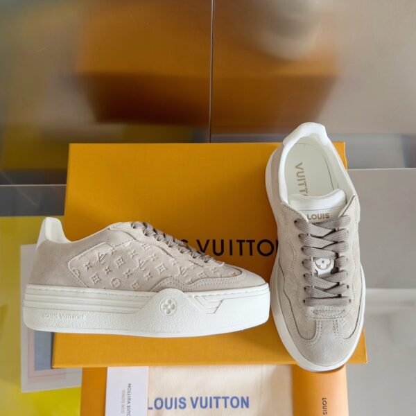 LV GROOVY the Year of the Loong Restricted Sneakers - Image 4