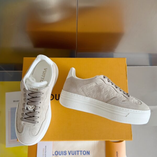 LV GROOVY the Year of the Loong Restricted Sneakers - Image 5