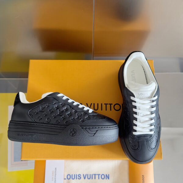 LV GROOVY the Year of the Loong Restricted Sneakers - Image 4