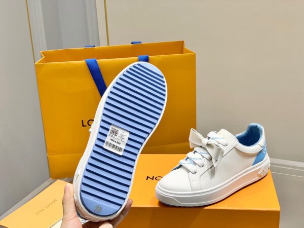 LV thick soled white shoes - Image 8