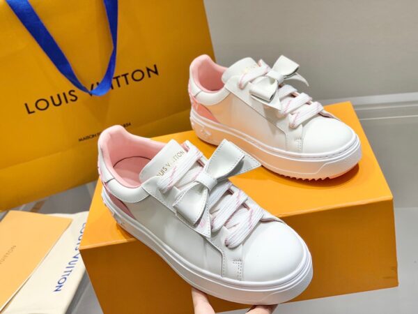 LV thick soled white shoes - Image 4
