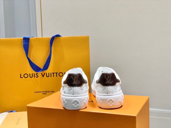 LV embossed thick bottom - Image 7
