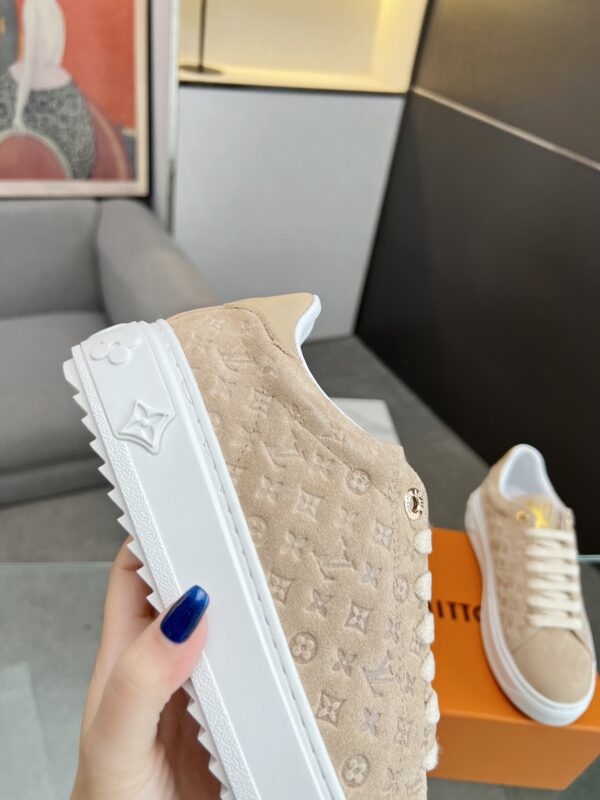 LV Time Out sneakers - Image 4