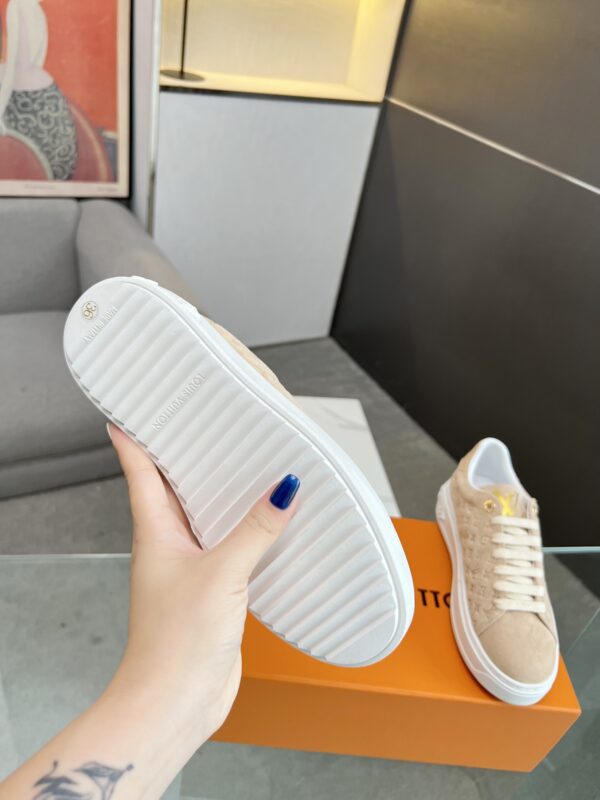 LV Time Out sneakers - Image 5