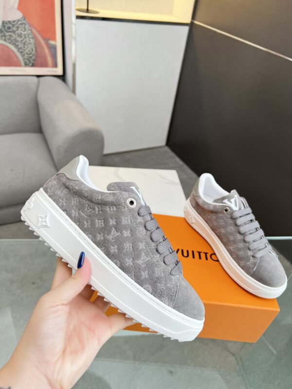 LV Charlie sneakers - Image 2