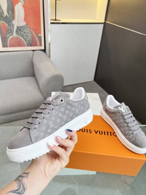 LV Charlie sneakers - Image 3